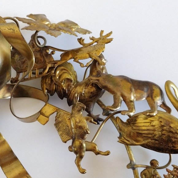 VTG All Holiday Season Brass Wreath - Picture 13 of 13